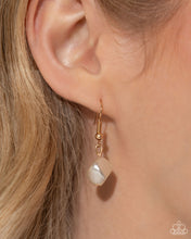 Load image into Gallery viewer, Cubed Cameo & Glittery Gala - Gold