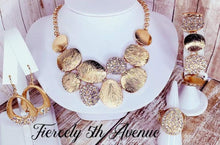 Load image into Gallery viewer, Fiercely 5th Avenue December 2020