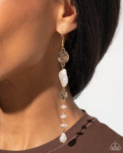 Load image into Gallery viewer, Executive Expression &amp; Cosmopolitan Chic - Gold
