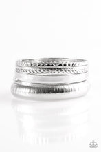 Load image into Gallery viewer, Standout Shimmer - Silver
