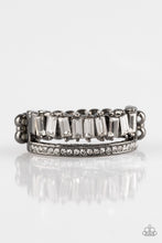 Load image into Gallery viewer, Royal Treasure Chest - Black
