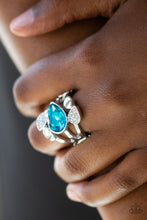 Load image into Gallery viewer, Regal Reign - Blue
