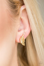 Load image into Gallery viewer, Flying Feathers - Gold Post
