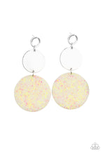 Load image into Gallery viewer, Beach Day Glow - Yellow
