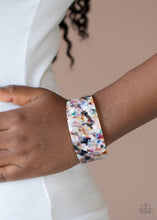 Load image into Gallery viewer, Confetti Confection &amp; HAUTE Under The Collar - Multi
